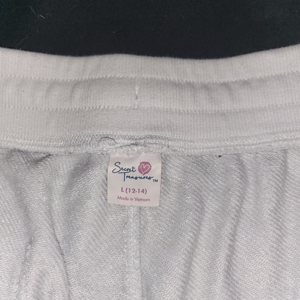 Secret Treasures White and Pink Palm Print Shorts Size Large - Picture 2 of 4